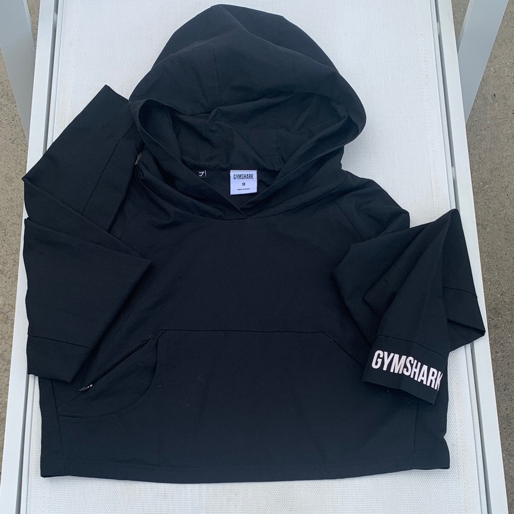 Gymshark black pull over Hoodie